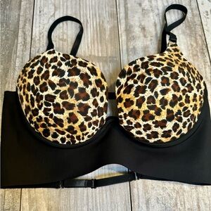NWT sexy plunge leopards bra with adjustable straps & adjustable back straps